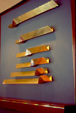 Atrium and Wall Sculpture - ORACLE
